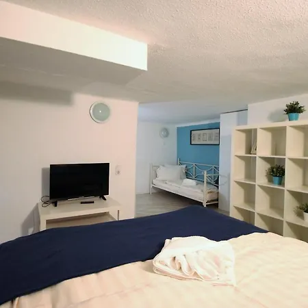 Easy Flat Opera Apartmán