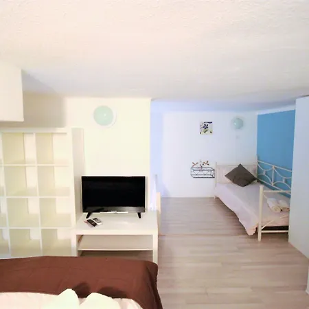 Easy Flat Opera Apartmán