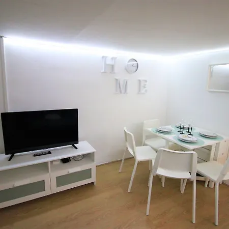 Easy Flat Opera Apartmán