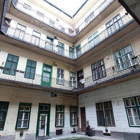 Apartmán Easy Flat Opera