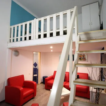 Easy Flat Opera * Budapest