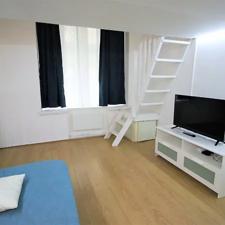 Easy Flat Opera ブダペスト